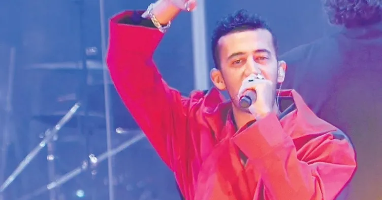 136 kişilik dev orkestra