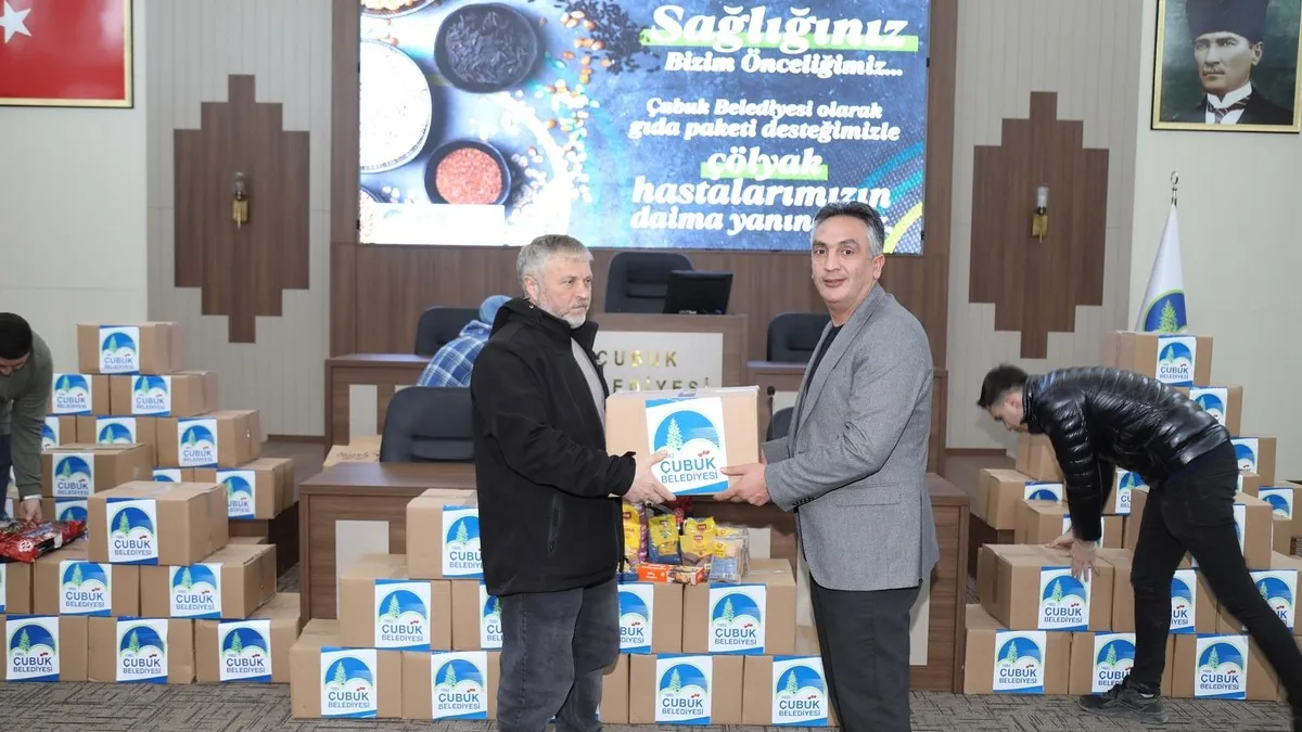 Ak Parti'li Çubuk Belediyesi'nden çölyak hastalarına ramazan desteği