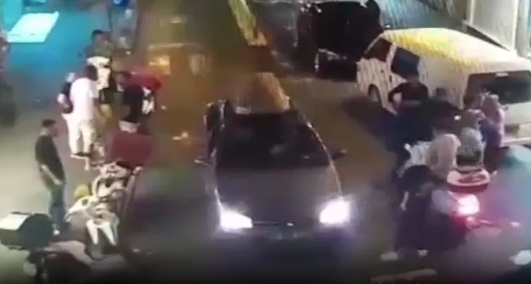 16 yaşındaki genç sokak ortasında dehşet saçtı: Husumetlisi olduğu 4 kişiyi vurdu!