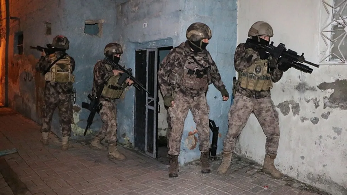 Tefecilere operasyon: 23 tutuklama