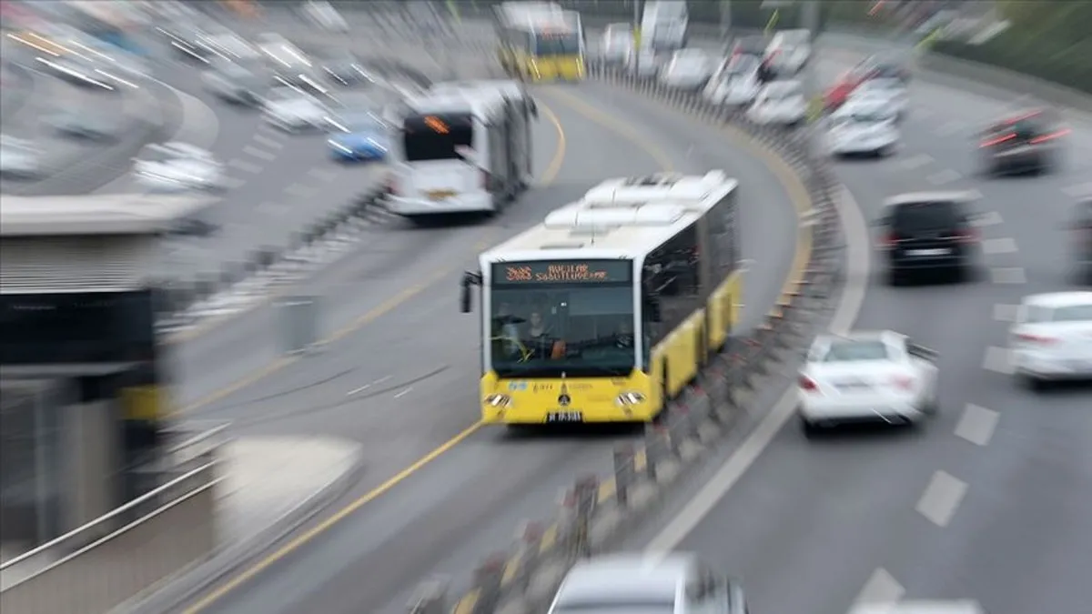 1 Mayıs ve 19 Mayıs'ta metro, metrobüs, otobüsler ücretsiz mi olacak? Resmi Gazete'de toplu taşıma kararı yayımlandı!