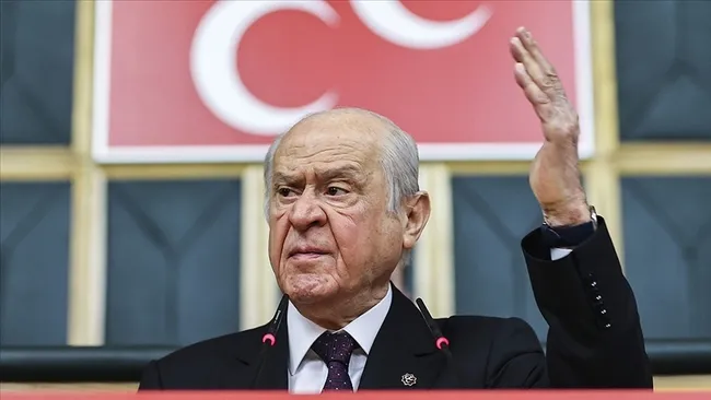 mhp-lider-devlet-bahceliden-15-temmuz-mesaji-hainlerin-basi-ezilmistir-1752495678411.jpg