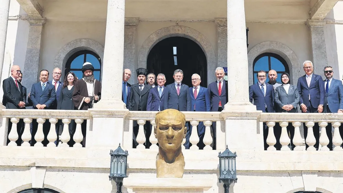 'Sivas Kongresi, milli birliğin dünyaya ilanıdır' haber görseli