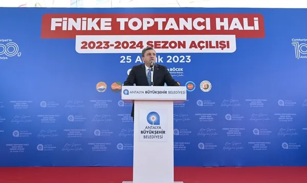finike-toptanci-halinde-2023-2024-sezonu-basladi-1703536957688.jpg