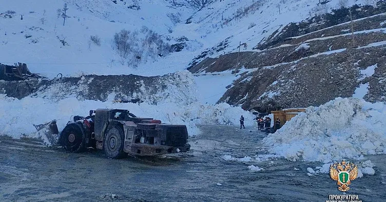 Rusya’da çığ işçileri yuttu: 6 ölü