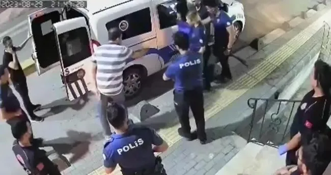 Bu kez kadın erkeği bıçakladı!