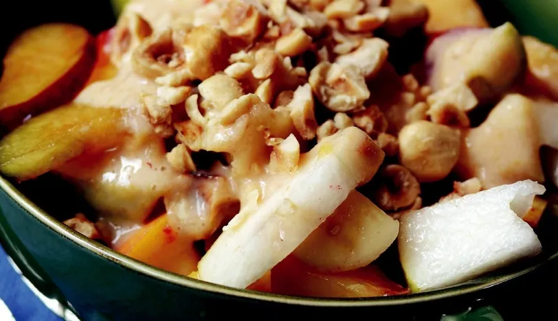 Fındıklı Meyve Salatası