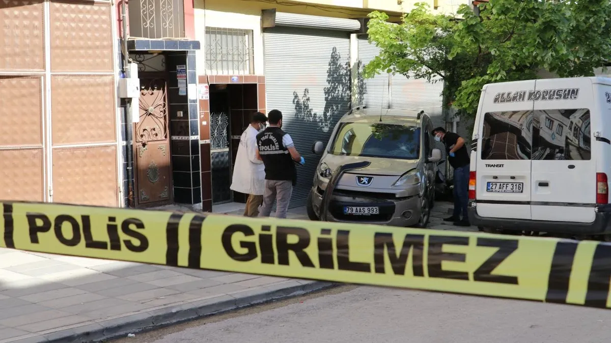 Tekirdağ'da bir evde ölü bulunan 40 yaşındaki adamın cansız bedeni
