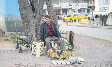 Çalışma azmiyle gençlere örnek oldu