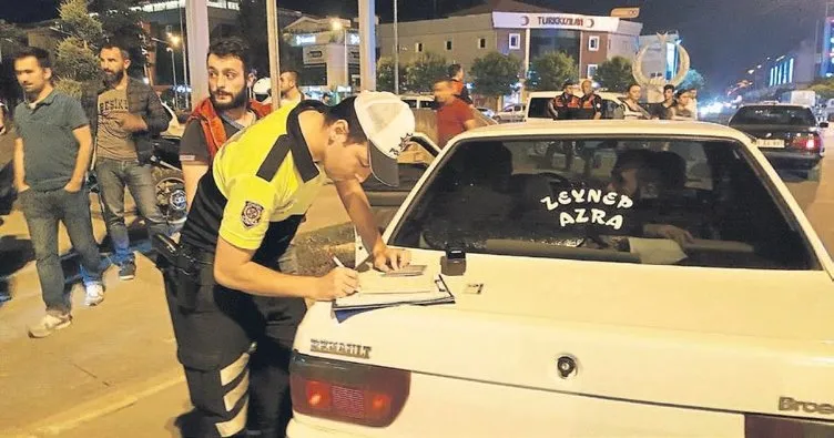 İzmir’de standart dışı plakalara ceza yağdı