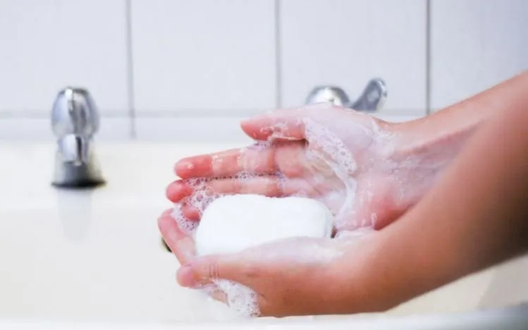 El yıkamayı öğretirken kullanabileceğiniz 6 strateji