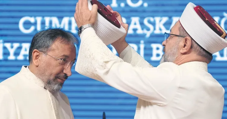 Diyanet’te bayrak değişimi