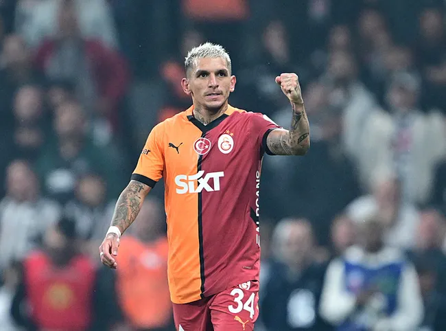 galatasaray-lucas-torreiranin-sozlesmesini-uzatti-1745260953294.jpg