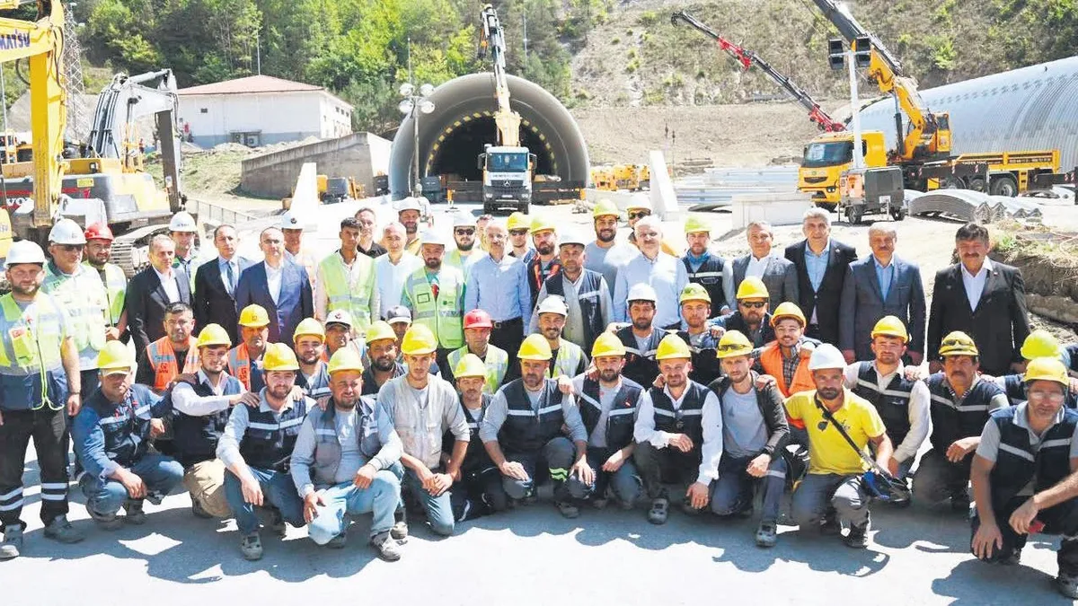 Bolu Dağı Tüneli 19 Eylül’de tamamlanacak Bolu Dağı Tüneli 19 Eylül’de tamamlanacak