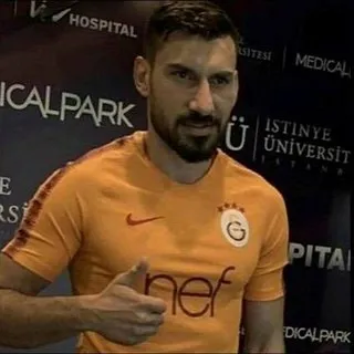 Son dakika Galatasaray transfer haberleri! Şener Özbayraklı Beşiktaş'ı neden reddettiğini açıkladı