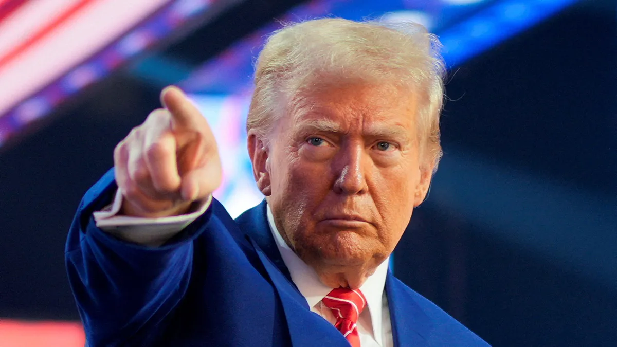 SON DAKİKA I Trump duyurdu: “Ukrayna, Rus enerji hedeflerini vurmayacak” haber görseli