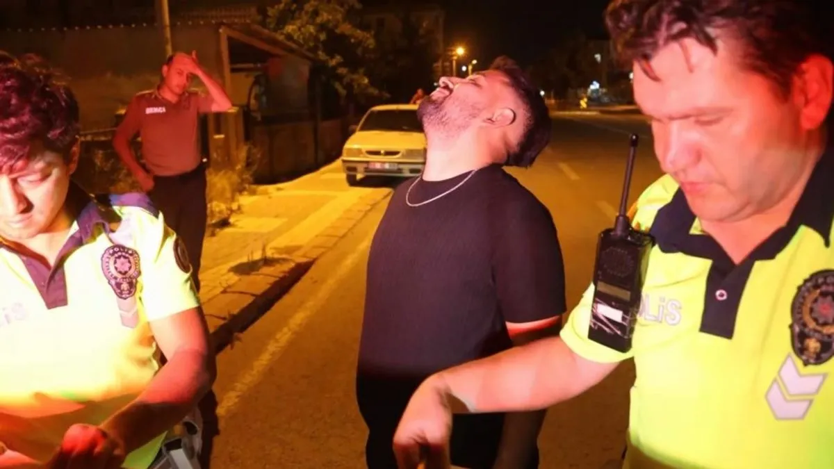Aksaray’da trafik kontrolünde ilginç olay! Alkollü ceza yedi teki olarak 'oh' çekti
