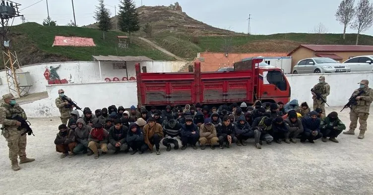Bitlis’te şok yol uygulamasında 110 düzensiz göçmen yakalandı