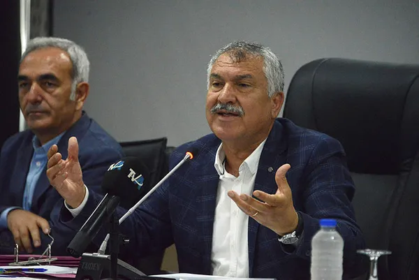 CHP’li Zeydan Karalar’ın Adana Büyükşehir Belediyesi’nde tek icraatı: Sahra güzellik salonu