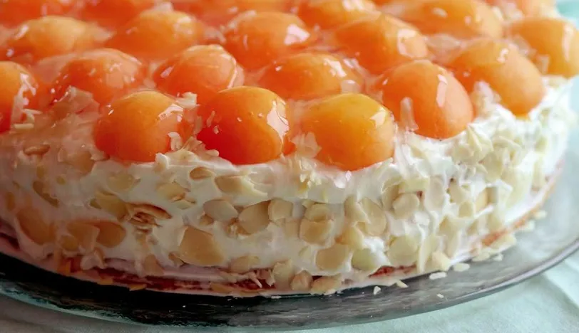 Kayısılı Pasta