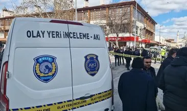 Çarşının ortasında husumetlisini peş peşe ateş ederek vurdu! #konya