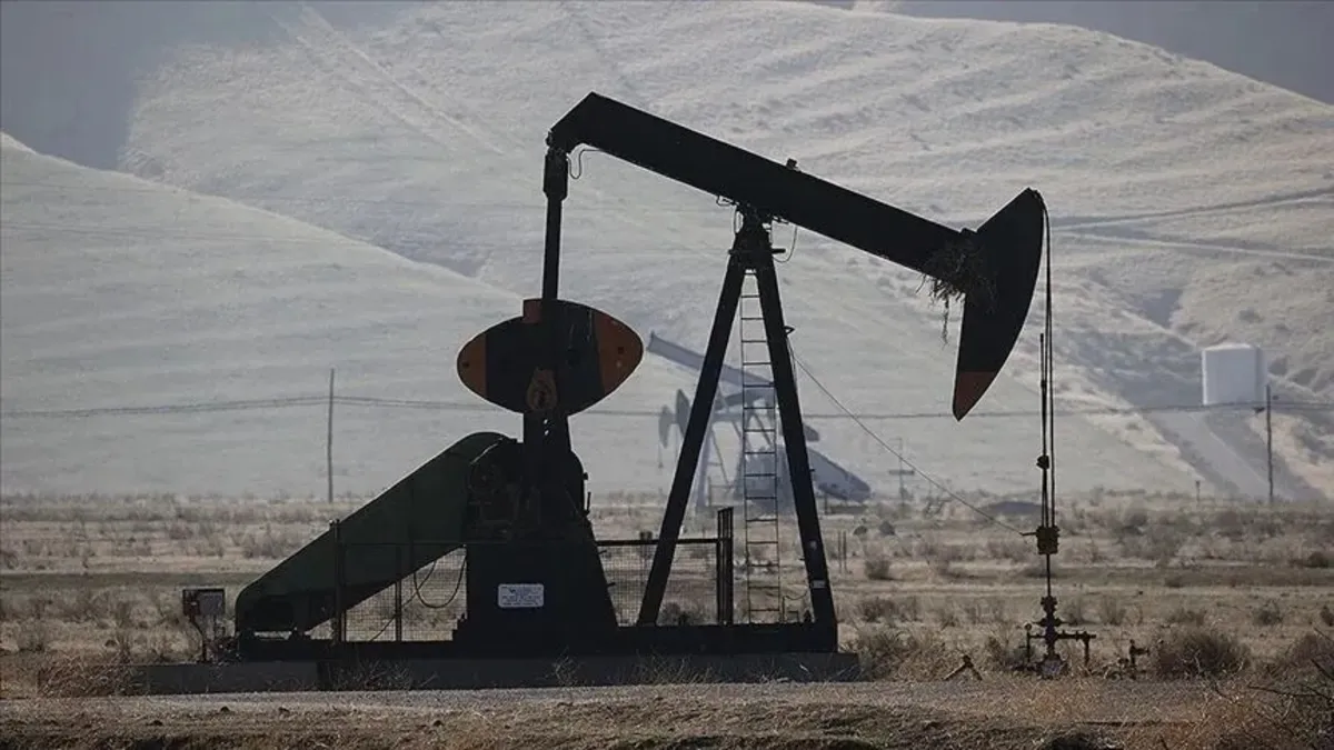 Petrol 100 doları aştı