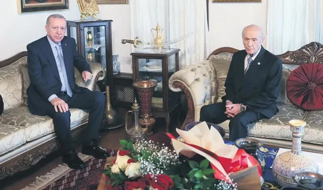 erdogan-bahceli-zirvesinde-gundem-terorsuz-turkiye-1746564224626.jpeg