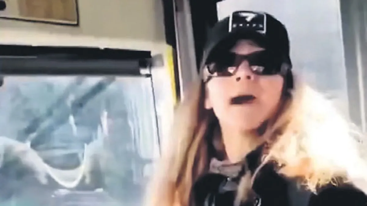 Savcıyım diyen kadın suç makinesi çıktı Savcıyım diyen kadın suç makinesi çıktı