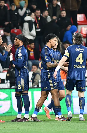 Fenerbahçe’de derbi öncesi alarm! Tam 7 isim sınırda...