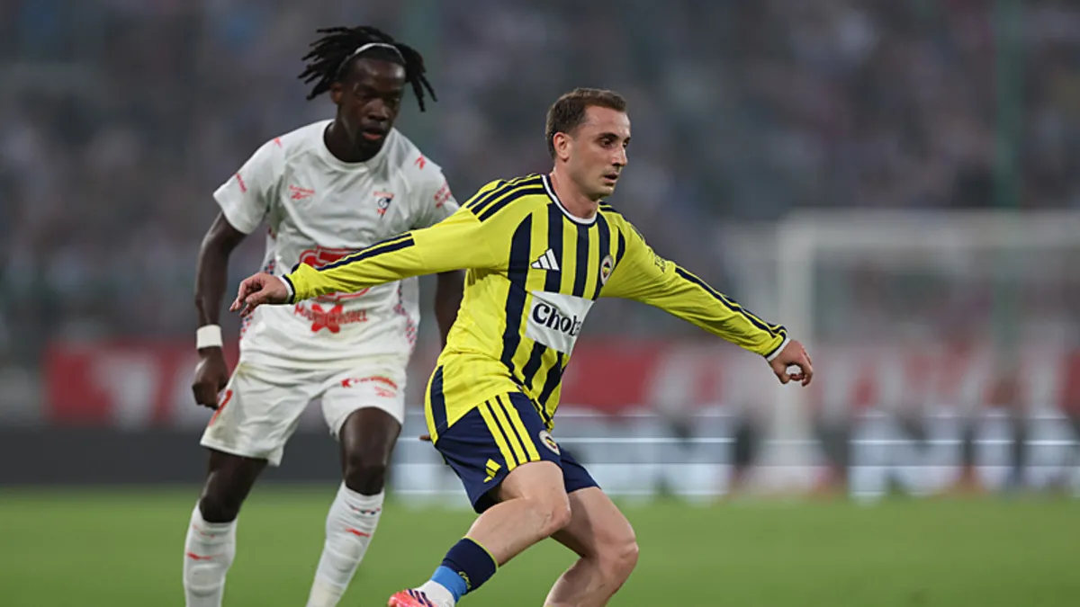 GORNIK ZABRZE FENERBAHÇE CANLI | Kanarya, Polonya'da tur için sahada! İkinci yarı oynanıyor... haber görseli