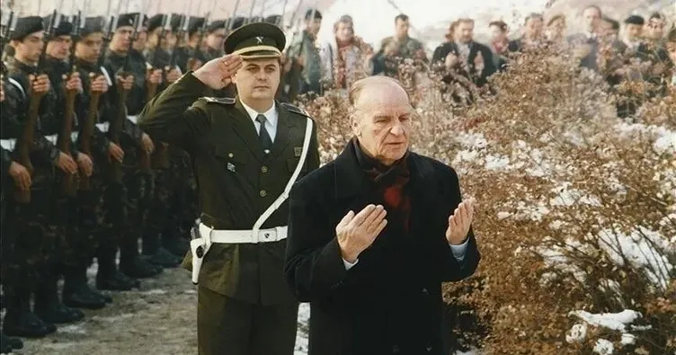 Bilge lider dualarla anıldı