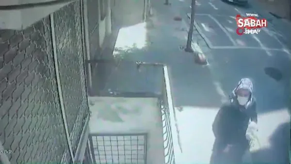 Bahçelievler’de film gibi soygun kamerada: Annesinin kıyafetleriyle kadın kılığına girip banka soydu | Video