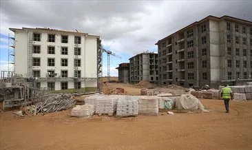 2 bin deprem konutunun kaba inşaatı tamamlandı