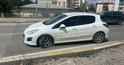 10 yaşındaki Sima otomobilin çarpması sonucu ağır yaralandı #sivas