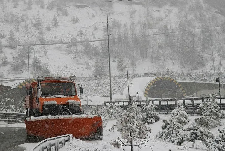 Meteoroloji'den son dakika yoğun yağış hava durumu bilgisi! Beklenen kar İstanbul'da başlıyor!