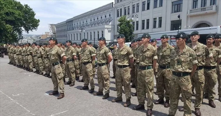 Rusya- Ukrayna krizinde flaş: İngiltere Polonya’ya asker gönderiyor!