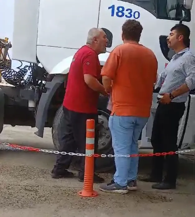 Araç muayene istasyonunu birbirine kattı: Buraya polis çağırın hemen!