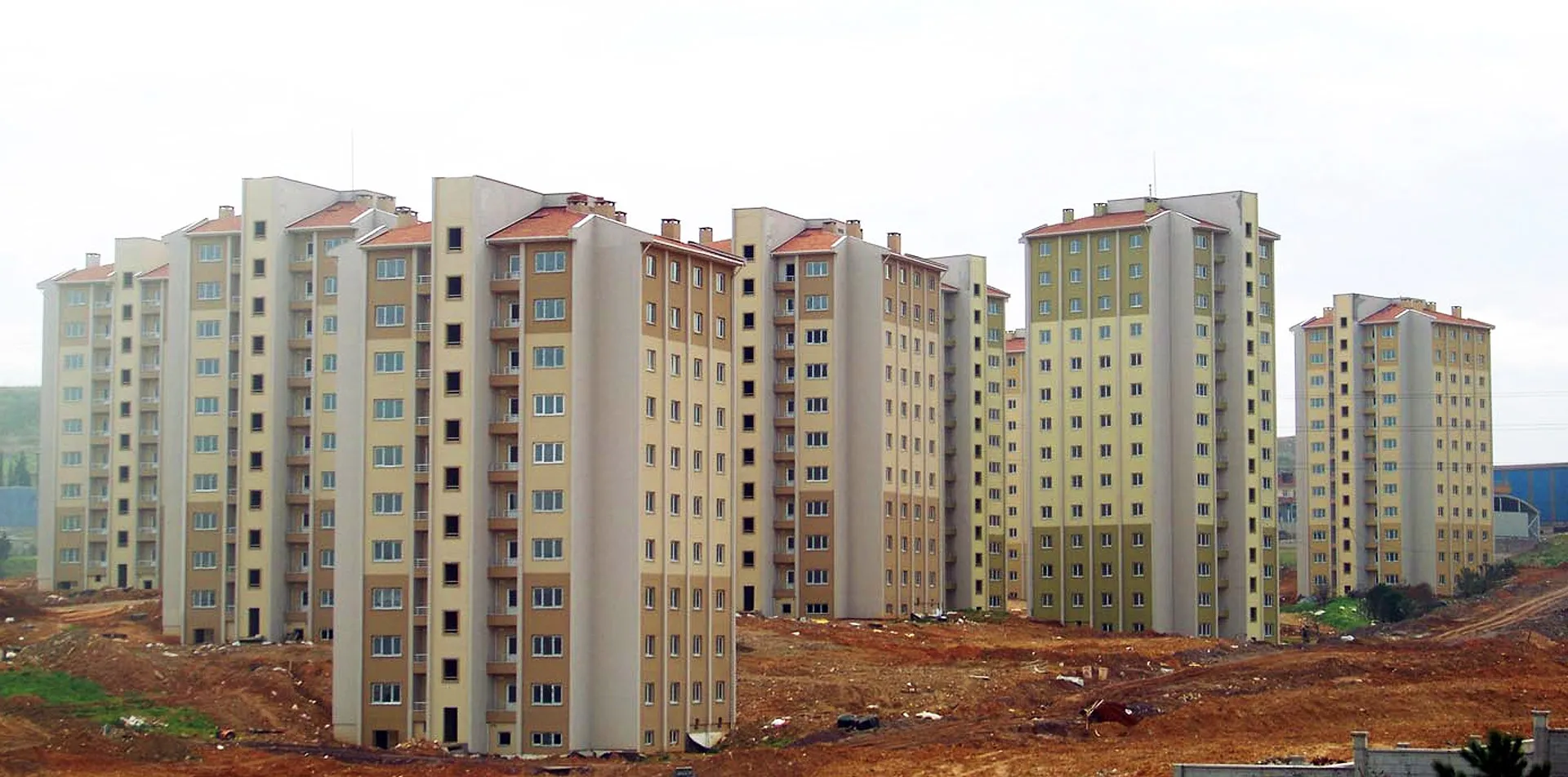 Emekliye 300 lira taksitle ev FotoHaber Ekonomi