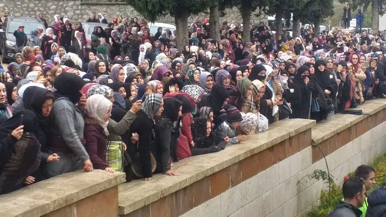 'Sahte peygamber' İskender Erol Evrenosoğlu, Bursa'da toprağa verildi