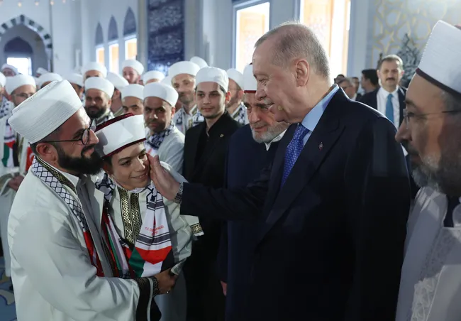 Başkan Erdoğan’dan Kur’an-ı Kerim tilaveti: 333 hafız için icazet töreni
