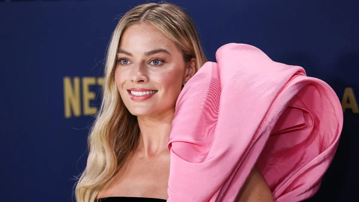 Tezgahtarlıktan Milyon Dolarlık Servete: Bir Zamanlar Sandviç Yapıyordu, Şimdi Hollywood’un Zirvesinde!