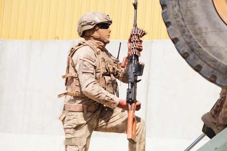 Teröristlerin korkulu rüyası: Jandarma komandolar! SABAH 3 bin rakımlı üs bölgesinde