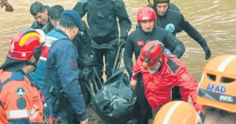 Sel felaketinde can kaybı 8’e yükseldi