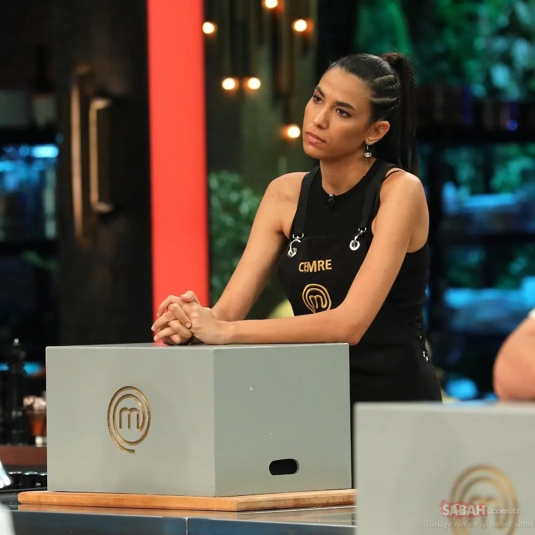 MasterChef'in ilk kadın şampiyonu Cemre Uyanık değişimiyle mest etti! Bakan bir daha dönüp bakıyor...