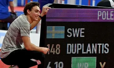 Armand Duplantis, sırıkla atlamada dünya rekoru kırdı!