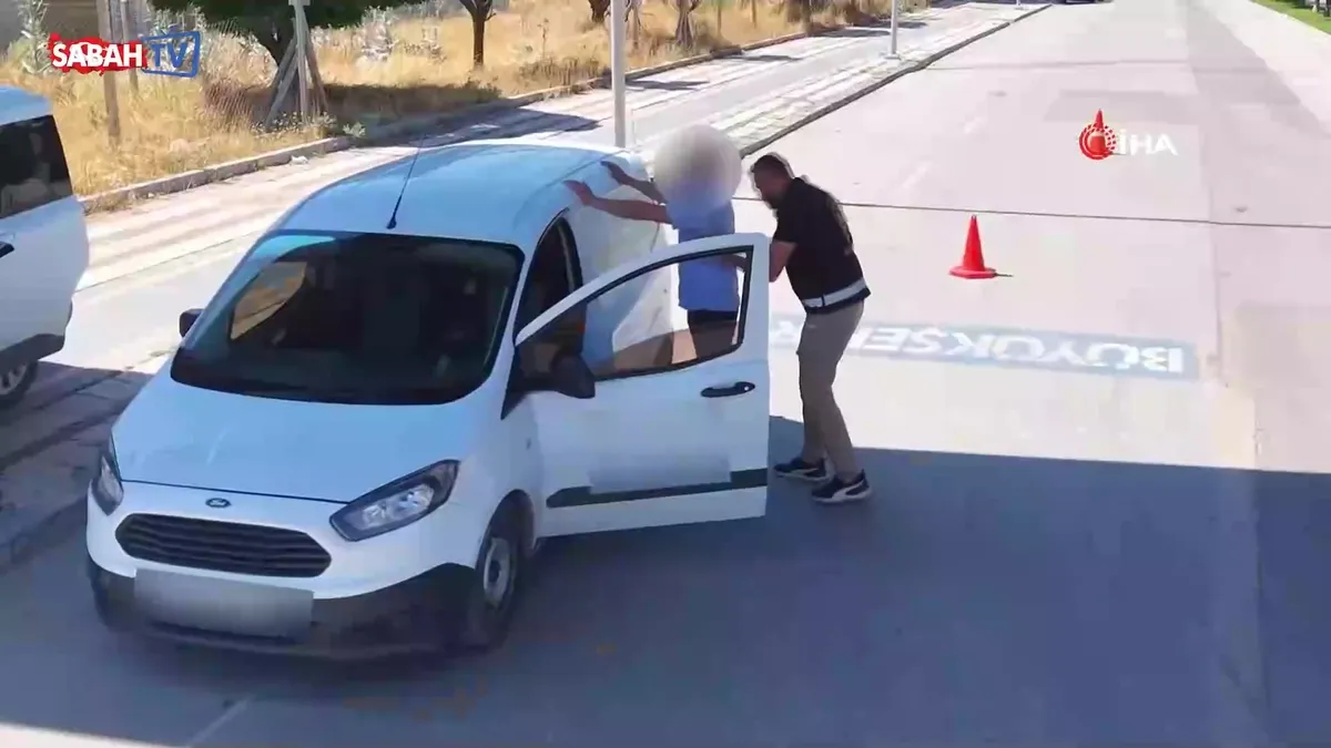 Malatya’da huzur uygulamasında 14 bin 331 kişi sorgulandı videosunu izle Malatya’da huzur uygulamasında 14 bin 331 kişi sorgulandı videosunu izle