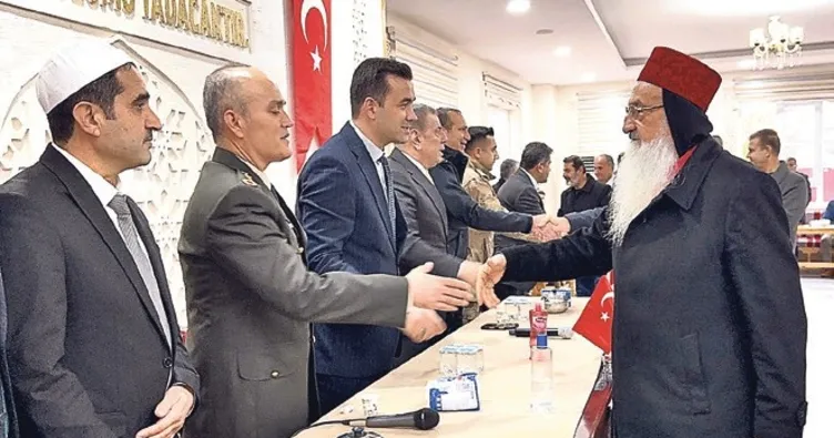 Dünyaya örnek bayramlaşma