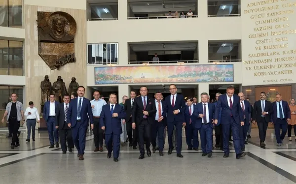bakirkoy-adliyesinde-yeni-bassavcilara-veda-toreni-1720010893628.jpg