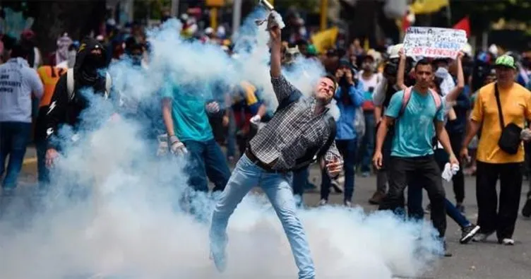 Venezuela’da kalkışmaya katılan milletvekillerinin dokunulmazlığı kaldırılacak