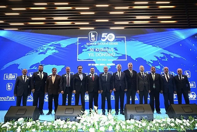 bakan-kacir-turkiye-dunaynin-en-buyuk-11-ekonomisi-1732747471109.jpg